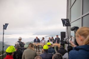  c  bernhard bergmann