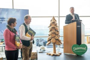  c  bernhard bergmann