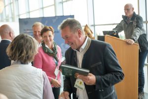  c  bernhard bergmann